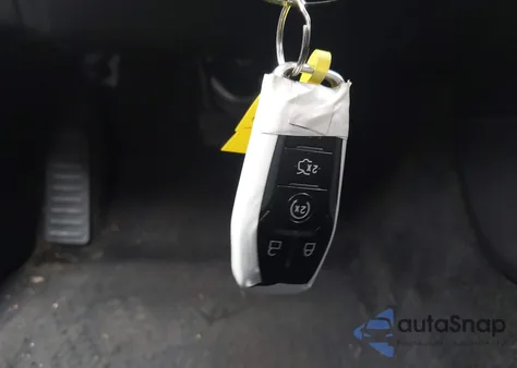 2015 Ford Mustang V6 из США, поврежденный, VIN 1FA6P8AM3F5389076